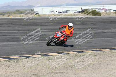 media/Jan-16-2026-CVMA Friday Practice (Fri) [[6f2bf47531]]/4-Racer 3-NRS/Session 3 (Bowl)/